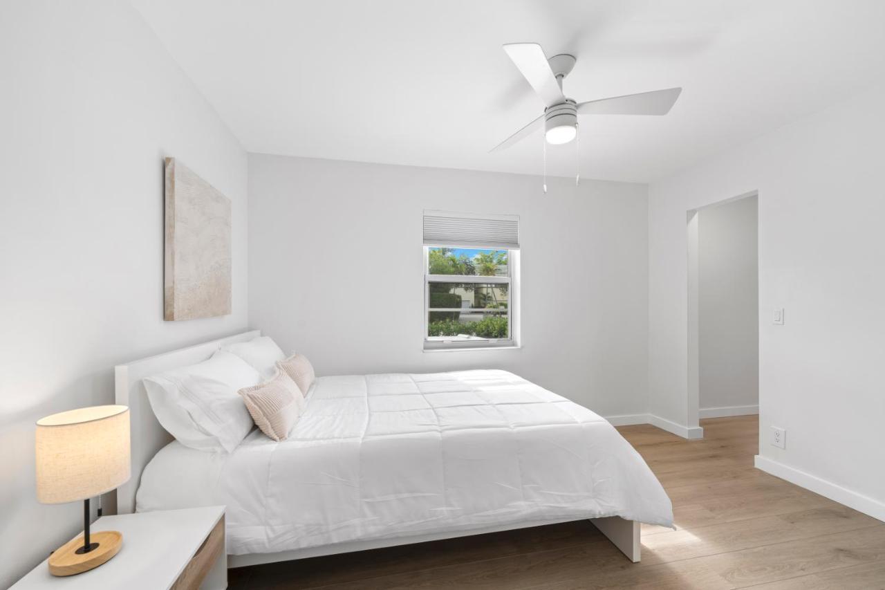 M Lake Worth Beach - Modern Villas Near West Palm Beach, Chic Retro Vibes, King Bed, Cozy Backyard, Bbq, Workspace, High-Speed Internet, Free Parking, 5 Minutes To Downtown & Beach Buitenkant foto