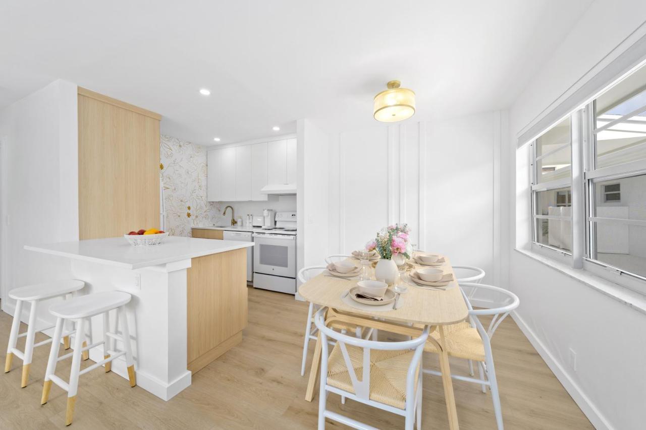 M Lake Worth Beach - Modern Villas Near West Palm Beach, Chic Retro Vibes, King Bed, Cozy Backyard, Bbq, Workspace, High-Speed Internet, Free Parking, 5 Minutes To Downtown & Beach Buitenkant foto