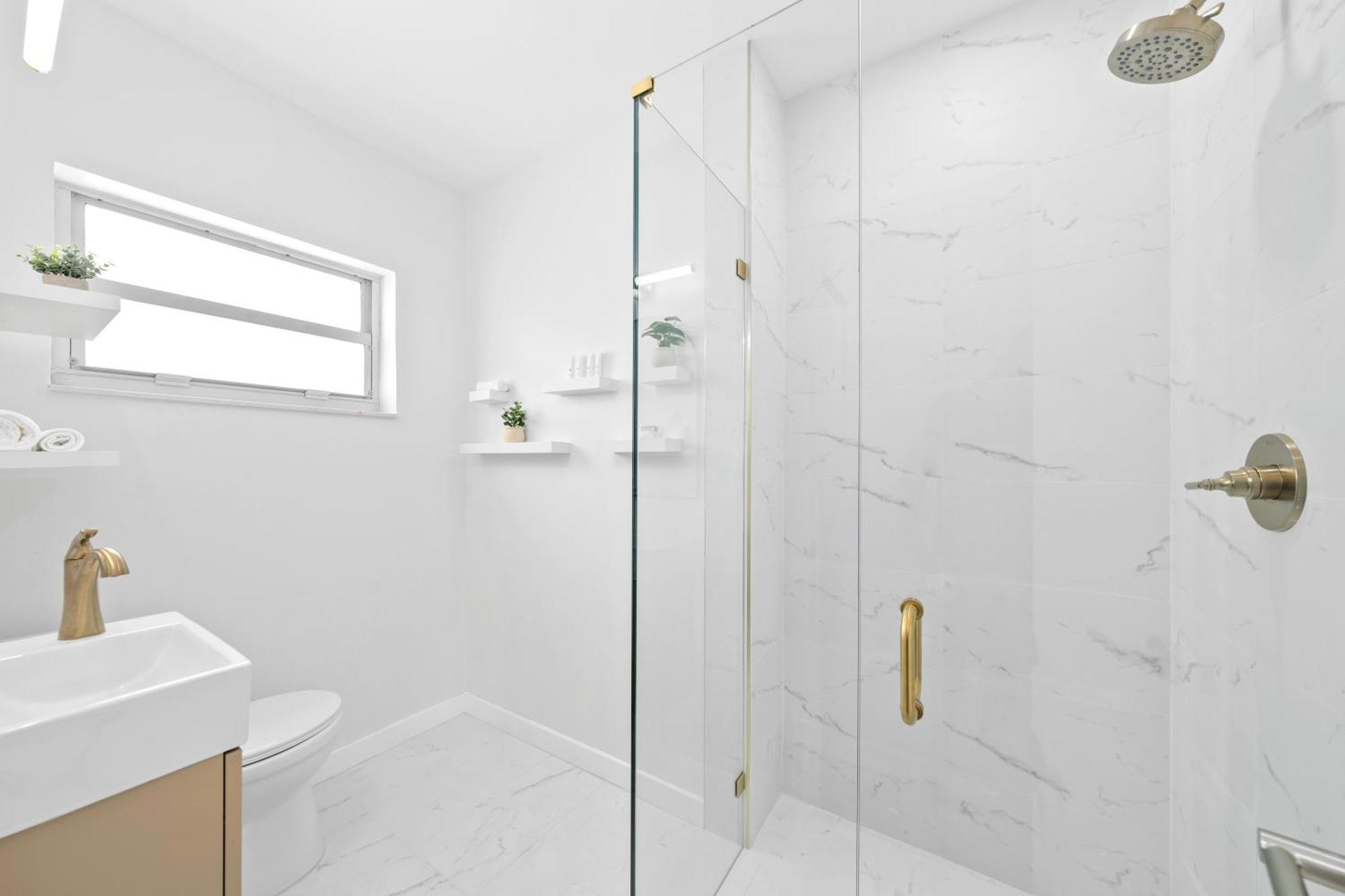 M Lake Worth Beach - Modern Villas Near West Palm Beach, Chic Retro Vibes, King Bed, Cozy Backyard, Bbq, Workspace, High-Speed Internet, Free Parking, 5 Minutes To Downtown & Beach Buitenkant foto