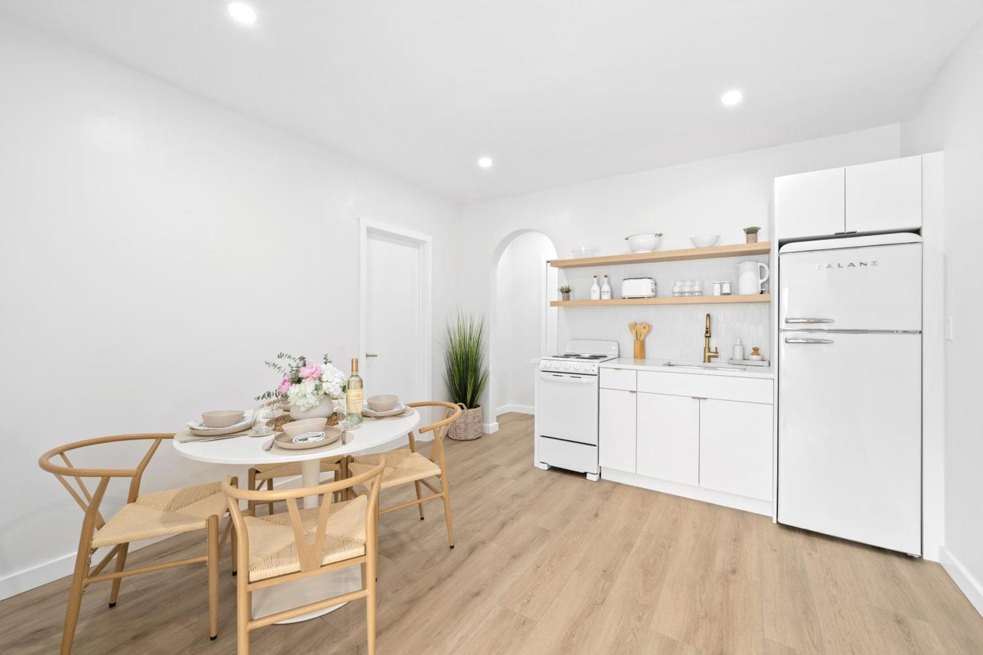 M Lake Worth Beach - Modern Villas Near West Palm Beach, Chic Retro Vibes, King Bed, Cozy Backyard, Bbq, Workspace, High-Speed Internet, Free Parking, 5 Minutes To Downtown & Beach Buitenkant foto