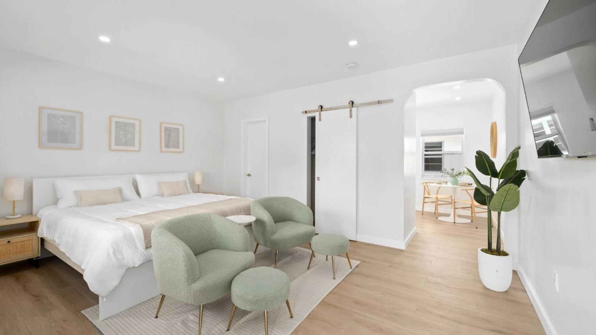 M Lake Worth Beach - Modern Villas Near West Palm Beach, Chic Retro Vibes, King Bed, Cozy Backyard, Bbq, Workspace, High-Speed Internet, Free Parking, 5 Minutes To Downtown & Beach Buitenkant foto
